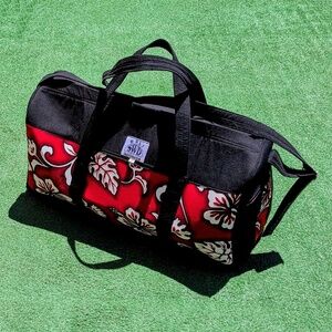 Bali Indonesia SWD Small 20"x 10" Travel Tropical Print Carry Duffel Bag New